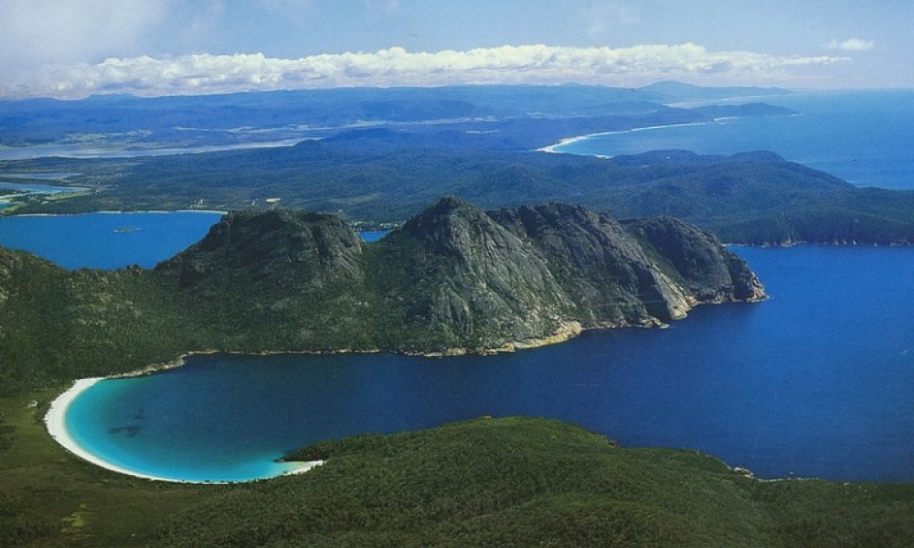 Full Day Wineglass Bay Chinese Tour