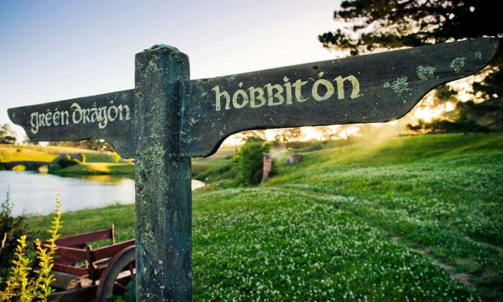 Hobbiton Movie Set Tours (Options w Lunch/Dinner)