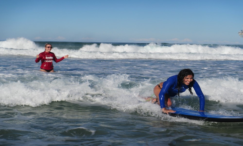黄金海岸主海滩私人冲浪课程